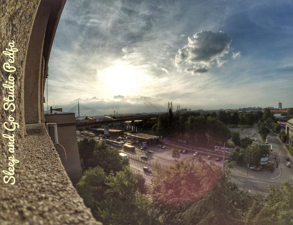 Ferienwohnung Sleep And Go Pedja Belgrad Exterior foto